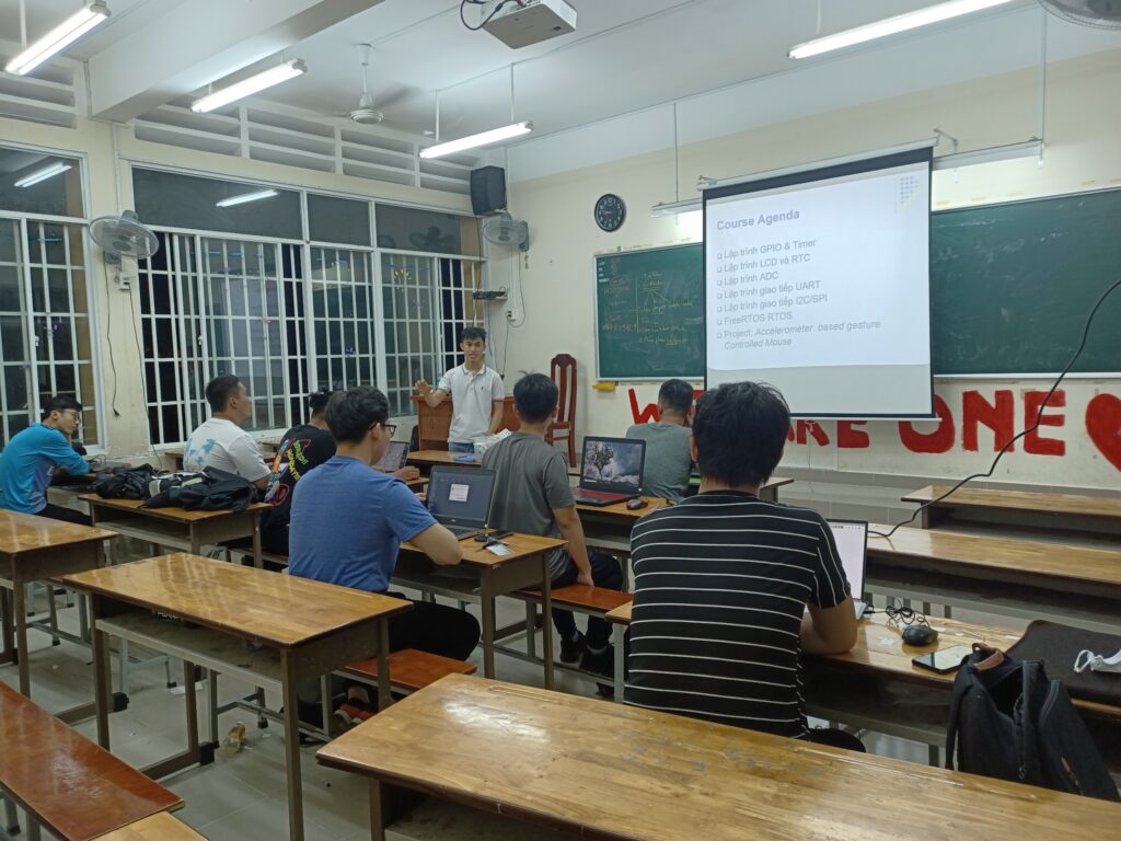 Khóa học Layout vi mạch số - HitechUni